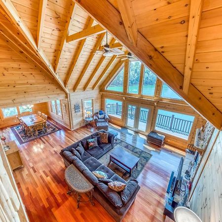 Majestic Lakefront Lodge 塞维尔维尔 外观 照片
